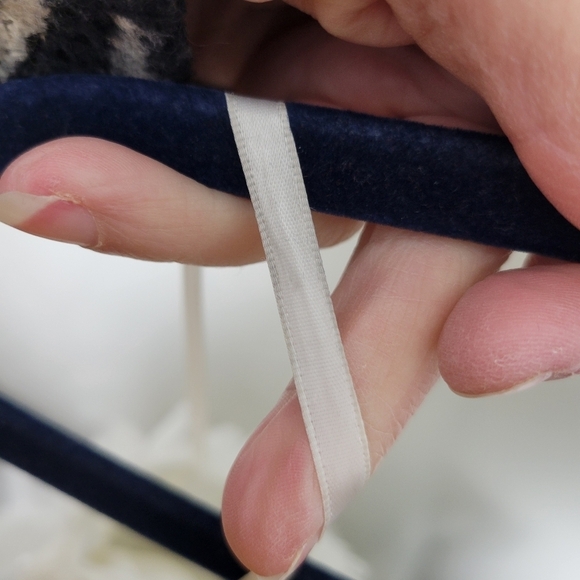 NWT TLC Say Yes Juniors Tulle & Faux Pearl Tiered Ball Gown Size 0 - Picture 12 of 15